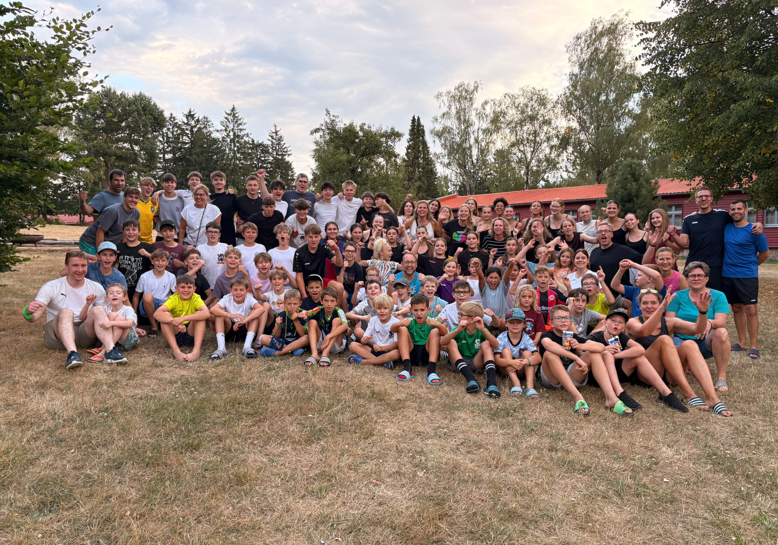 Gruppenfoto-HB-Jugendfahrt